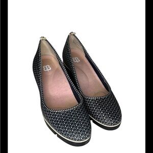 Betabrand Black and White All Weather Wedges Size 8